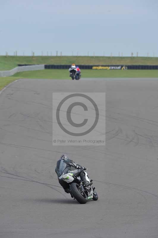 Motorcycle action photographs;anglesey circuit;anglesey trackday photographs;event digital images;eventdigitalimages;no limits trackday;oulton park circuit cheshire;peter wileman photography;trackday;trackday digital images;trackday photos;ty croes circuit wales