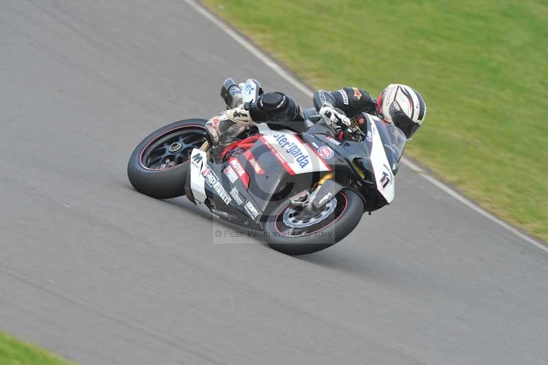 Motorcycle action photographs;anglesey circuit;anglesey trackday photographs;event digital images;eventdigitalimages;no limits trackday;oulton park circuit cheshire;peter wileman photography;trackday;trackday digital images;trackday photos;ty croes circuit wales