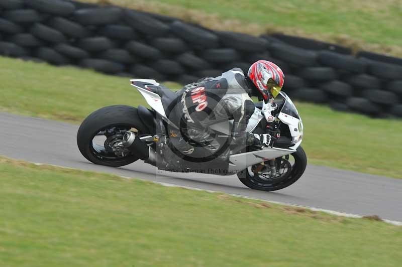 Motorcycle action photographs;anglesey circuit;anglesey trackday photographs;event digital images;eventdigitalimages;no limits trackday;oulton park circuit cheshire;peter wileman photography;trackday;trackday digital images;trackday photos;ty croes circuit wales
