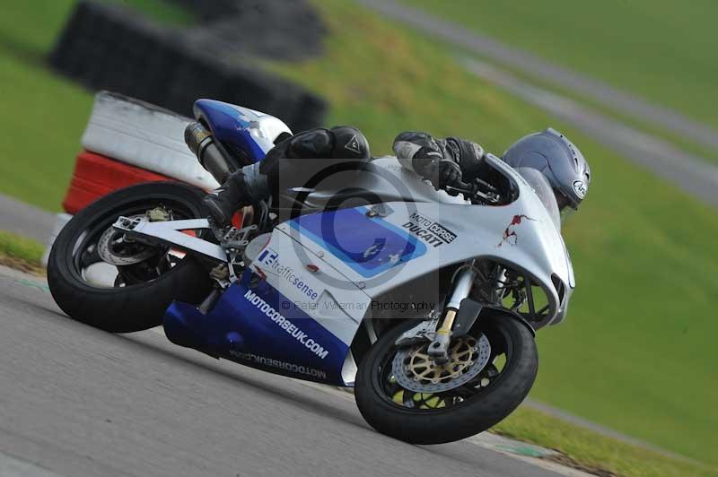Motorcycle action photographs;anglesey circuit;anglesey trackday photographs;event digital images;eventdigitalimages;no limits trackday;oulton park circuit cheshire;peter wileman photography;trackday;trackday digital images;trackday photos;ty croes circuit wales