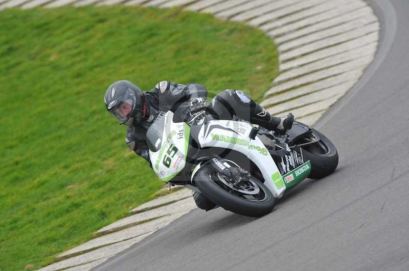 Motorcycle action photographs;anglesey circuit;anglesey trackday photographs;event digital images;eventdigitalimages;no limits trackday;oulton park circuit cheshire;peter wileman photography;trackday;trackday digital images;trackday photos;ty croes circuit wales