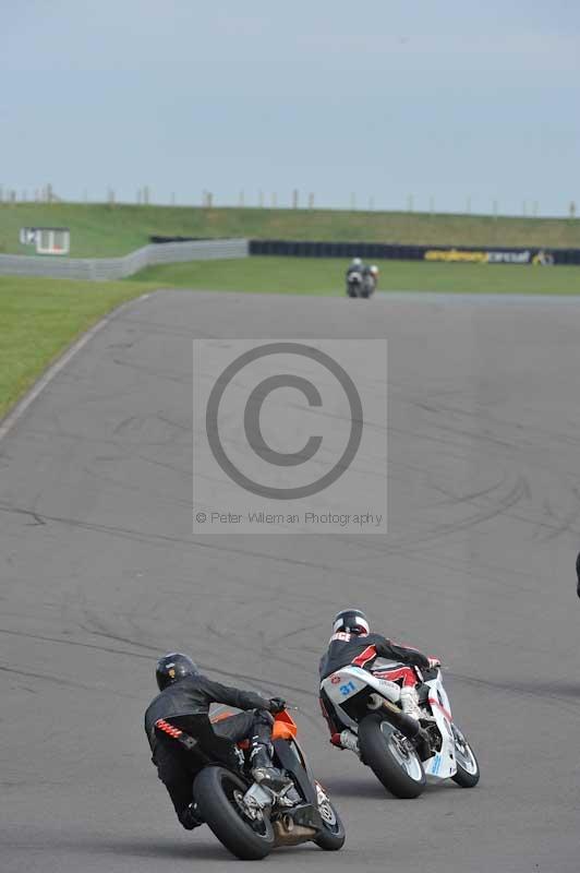 Motorcycle action photographs;anglesey circuit;anglesey trackday photographs;event digital images;eventdigitalimages;no limits trackday;oulton park circuit cheshire;peter wileman photography;trackday;trackday digital images;trackday photos;ty croes circuit wales