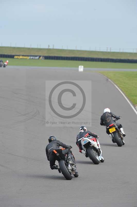 Motorcycle action photographs;anglesey circuit;anglesey trackday photographs;event digital images;eventdigitalimages;no limits trackday;oulton park circuit cheshire;peter wileman photography;trackday;trackday digital images;trackday photos;ty croes circuit wales