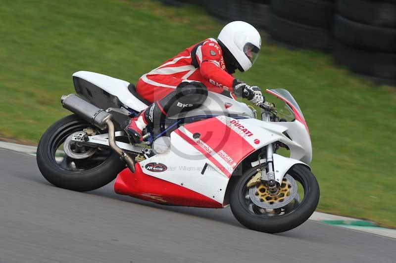 Motorcycle action photographs;anglesey circuit;anglesey trackday photographs;event digital images;eventdigitalimages;no limits trackday;oulton park circuit cheshire;peter wileman photography;trackday;trackday digital images;trackday photos;ty croes circuit wales