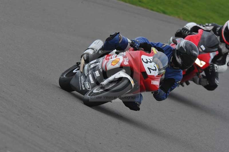 Motorcycle action photographs;anglesey circuit;anglesey trackday photographs;event digital images;eventdigitalimages;no limits trackday;oulton park circuit cheshire;peter wileman photography;trackday;trackday digital images;trackday photos;ty croes circuit wales