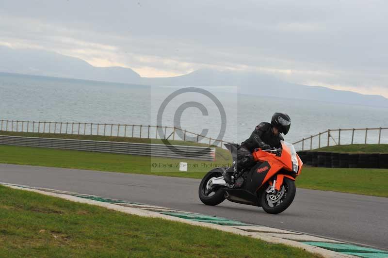 Motorcycle action photographs;anglesey circuit;anglesey trackday photographs;event digital images;eventdigitalimages;no limits trackday;oulton park circuit cheshire;peter wileman photography;trackday;trackday digital images;trackday photos;ty croes circuit wales