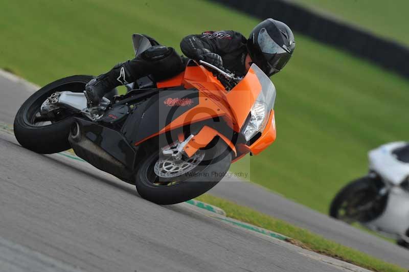 Motorcycle action photographs;anglesey circuit;anglesey trackday photographs;event digital images;eventdigitalimages;no limits trackday;oulton park circuit cheshire;peter wileman photography;trackday;trackday digital images;trackday photos;ty croes circuit wales
