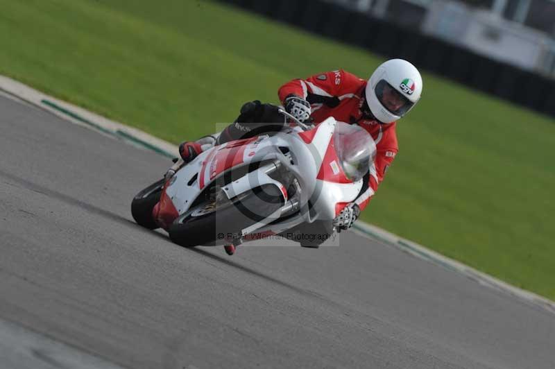 Motorcycle action photographs;anglesey circuit;anglesey trackday photographs;event digital images;eventdigitalimages;no limits trackday;oulton park circuit cheshire;peter wileman photography;trackday;trackday digital images;trackday photos;ty croes circuit wales