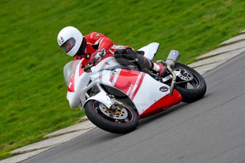 Motorcycle action photographs;anglesey circuit;anglesey trackday photographs;event digital images;eventdigitalimages;no limits trackday;oulton park circuit cheshire;peter wileman photography;trackday;trackday digital images;trackday photos;ty croes circuit wales