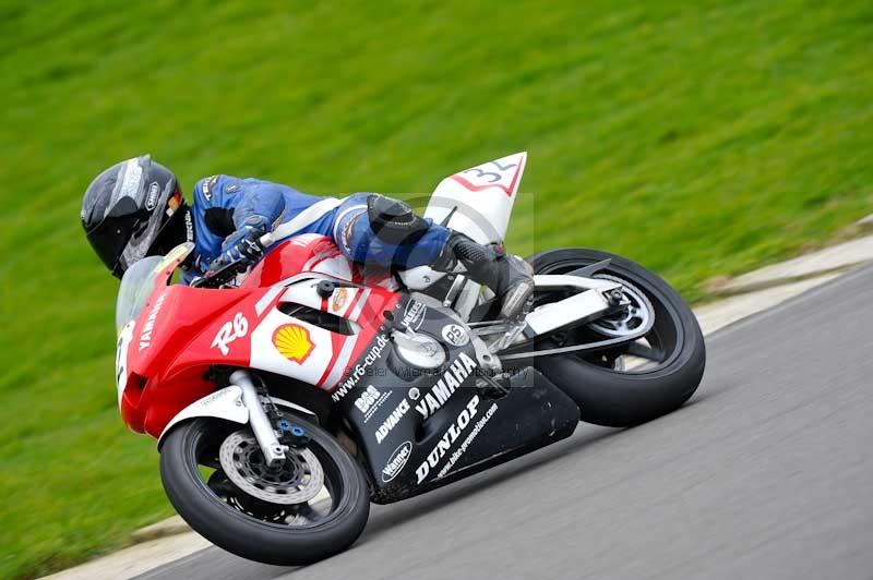 Motorcycle action photographs;anglesey circuit;anglesey trackday photographs;event digital images;eventdigitalimages;no limits trackday;oulton park circuit cheshire;peter wileman photography;trackday;trackday digital images;trackday photos;ty croes circuit wales