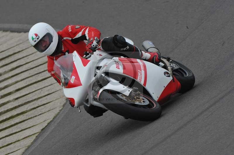 Motorcycle action photographs;anglesey circuit;anglesey trackday photographs;event digital images;eventdigitalimages;no limits trackday;oulton park circuit cheshire;peter wileman photography;trackday;trackday digital images;trackday photos;ty croes circuit wales