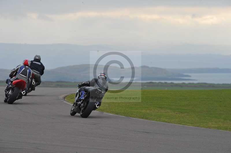 Motorcycle action photographs;anglesey circuit;anglesey trackday photographs;event digital images;eventdigitalimages;no limits trackday;oulton park circuit cheshire;peter wileman photography;trackday;trackday digital images;trackday photos;ty croes circuit wales