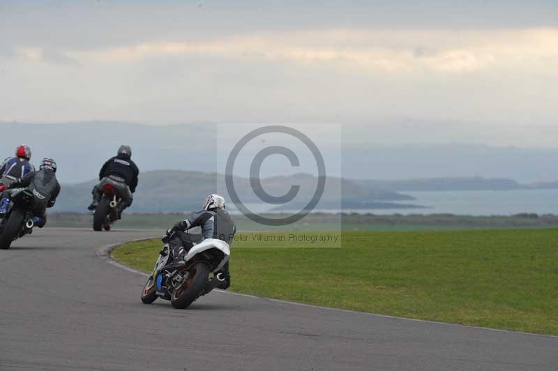 Motorcycle action photographs;anglesey circuit;anglesey trackday photographs;event digital images;eventdigitalimages;no limits trackday;oulton park circuit cheshire;peter wileman photography;trackday;trackday digital images;trackday photos;ty croes circuit wales