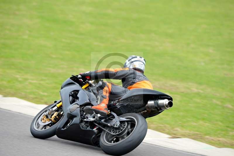 Motorcycle action photographs;anglesey circuit;anglesey trackday photographs;event digital images;eventdigitalimages;no limits trackday;oulton park circuit cheshire;peter wileman photography;trackday;trackday digital images;trackday photos;ty croes circuit wales