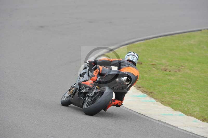 Motorcycle action photographs;anglesey circuit;anglesey trackday photographs;event digital images;eventdigitalimages;no limits trackday;oulton park circuit cheshire;peter wileman photography;trackday;trackday digital images;trackday photos;ty croes circuit wales