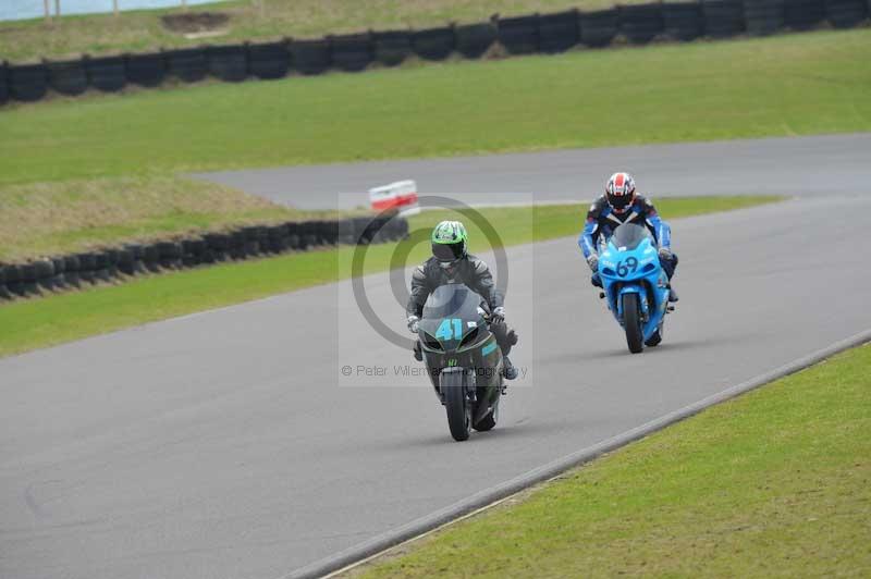 Motorcycle action photographs;anglesey circuit;anglesey trackday photographs;event digital images;eventdigitalimages;no limits trackday;oulton park circuit cheshire;peter wileman photography;trackday;trackday digital images;trackday photos;ty croes circuit wales