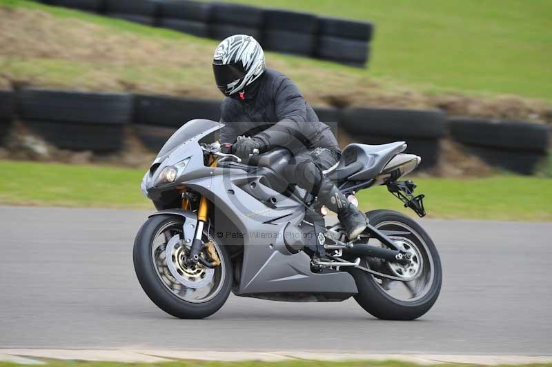 Motorcycle action photographs;anglesey circuit;anglesey trackday photographs;event digital images;eventdigitalimages;no limits trackday;oulton park circuit cheshire;peter wileman photography;trackday;trackday digital images;trackday photos;ty croes circuit wales