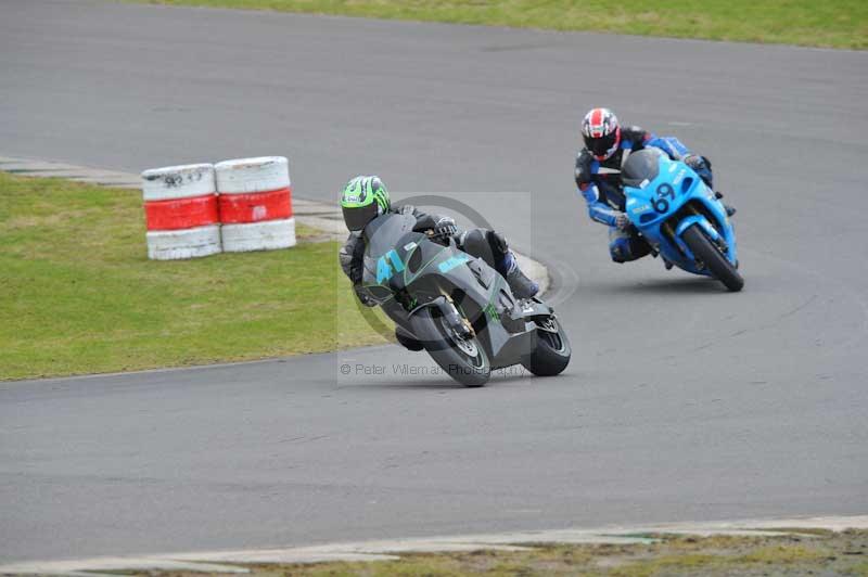Motorcycle action photographs;anglesey circuit;anglesey trackday photographs;event digital images;eventdigitalimages;no limits trackday;oulton park circuit cheshire;peter wileman photography;trackday;trackday digital images;trackday photos;ty croes circuit wales