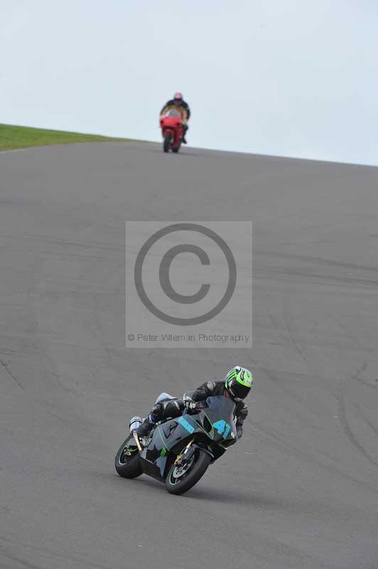 Motorcycle action photographs;anglesey circuit;anglesey trackday photographs;event digital images;eventdigitalimages;no limits trackday;oulton park circuit cheshire;peter wileman photography;trackday;trackday digital images;trackday photos;ty croes circuit wales
