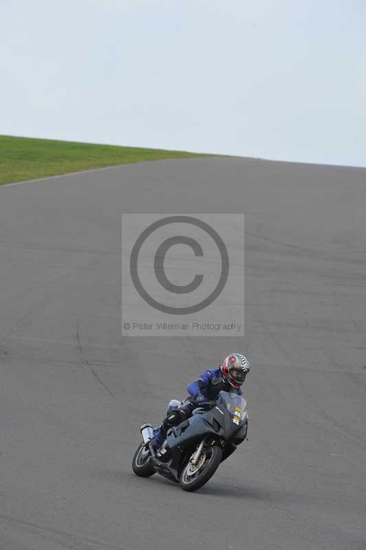 Motorcycle action photographs;anglesey circuit;anglesey trackday photographs;event digital images;eventdigitalimages;no limits trackday;oulton park circuit cheshire;peter wileman photography;trackday;trackday digital images;trackday photos;ty croes circuit wales