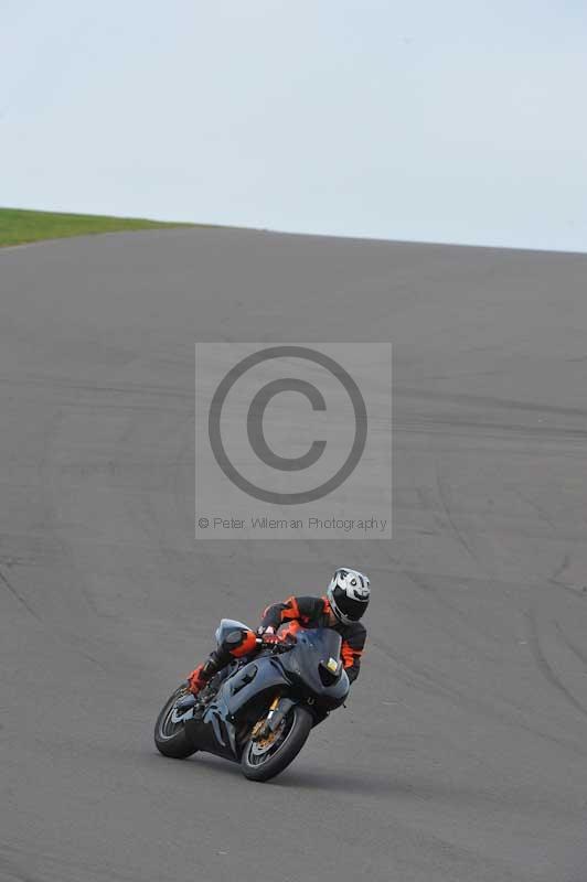 Motorcycle action photographs;anglesey circuit;anglesey trackday photographs;event digital images;eventdigitalimages;no limits trackday;oulton park circuit cheshire;peter wileman photography;trackday;trackday digital images;trackday photos;ty croes circuit wales