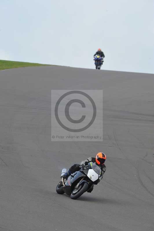 Motorcycle action photographs;anglesey circuit;anglesey trackday photographs;event digital images;eventdigitalimages;no limits trackday;oulton park circuit cheshire;peter wileman photography;trackday;trackday digital images;trackday photos;ty croes circuit wales