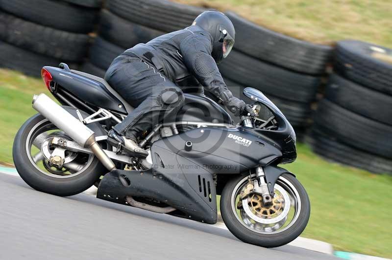 Motorcycle action photographs;anglesey circuit;anglesey trackday photographs;event digital images;eventdigitalimages;no limits trackday;oulton park circuit cheshire;peter wileman photography;trackday;trackday digital images;trackday photos;ty croes circuit wales