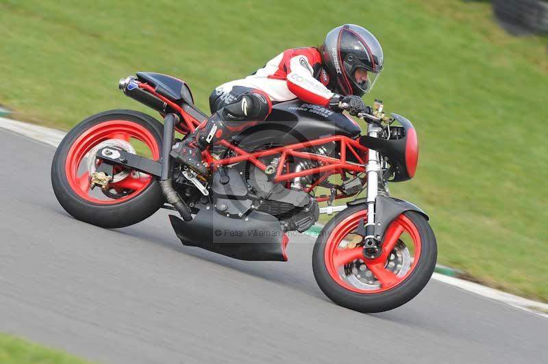 Motorcycle action photographs;anglesey circuit;anglesey trackday photographs;event digital images;eventdigitalimages;no limits trackday;oulton park circuit cheshire;peter wileman photography;trackday;trackday digital images;trackday photos;ty croes circuit wales