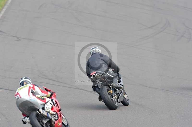 Motorcycle action photographs;anglesey circuit;anglesey trackday photographs;event digital images;eventdigitalimages;no limits trackday;oulton park circuit cheshire;peter wileman photography;trackday;trackday digital images;trackday photos;ty croes circuit wales