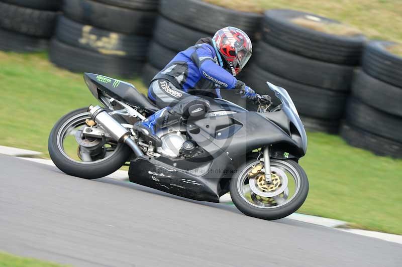 Motorcycle action photographs;anglesey circuit;anglesey trackday photographs;event digital images;eventdigitalimages;no limits trackday;oulton park circuit cheshire;peter wileman photography;trackday;trackday digital images;trackday photos;ty croes circuit wales