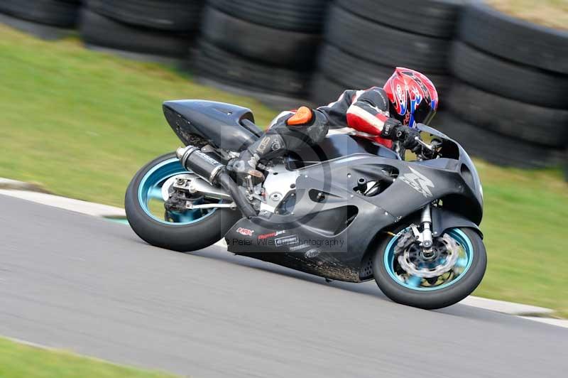 Motorcycle action photographs;anglesey circuit;anglesey trackday photographs;event digital images;eventdigitalimages;no limits trackday;oulton park circuit cheshire;peter wileman photography;trackday;trackday digital images;trackday photos;ty croes circuit wales