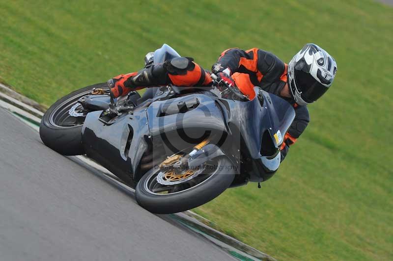 Motorcycle action photographs;anglesey circuit;anglesey trackday photographs;event digital images;eventdigitalimages;no limits trackday;oulton park circuit cheshire;peter wileman photography;trackday;trackday digital images;trackday photos;ty croes circuit wales