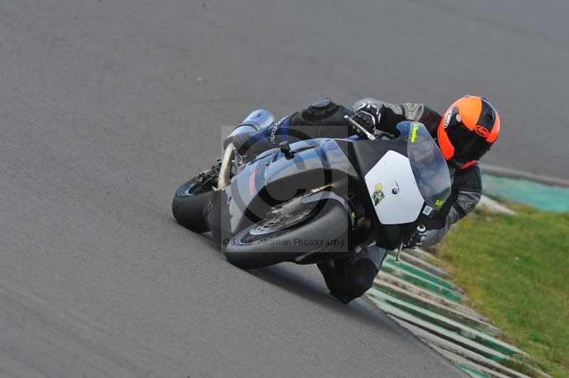 Motorcycle action photographs;anglesey circuit;anglesey trackday photographs;event digital images;eventdigitalimages;no limits trackday;oulton park circuit cheshire;peter wileman photography;trackday;trackday digital images;trackday photos;ty croes circuit wales