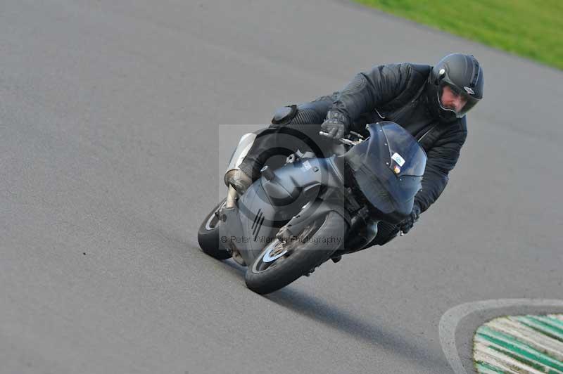 Motorcycle action photographs;anglesey circuit;anglesey trackday photographs;event digital images;eventdigitalimages;no limits trackday;oulton park circuit cheshire;peter wileman photography;trackday;trackday digital images;trackday photos;ty croes circuit wales