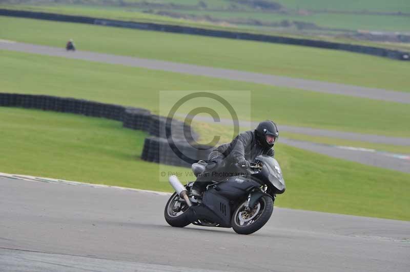 Motorcycle action photographs;anglesey circuit;anglesey trackday photographs;event digital images;eventdigitalimages;no limits trackday;oulton park circuit cheshire;peter wileman photography;trackday;trackday digital images;trackday photos;ty croes circuit wales