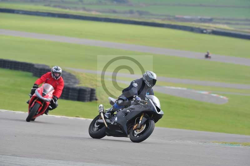 Motorcycle action photographs;anglesey circuit;anglesey trackday photographs;event digital images;eventdigitalimages;no limits trackday;oulton park circuit cheshire;peter wileman photography;trackday;trackday digital images;trackday photos;ty croes circuit wales