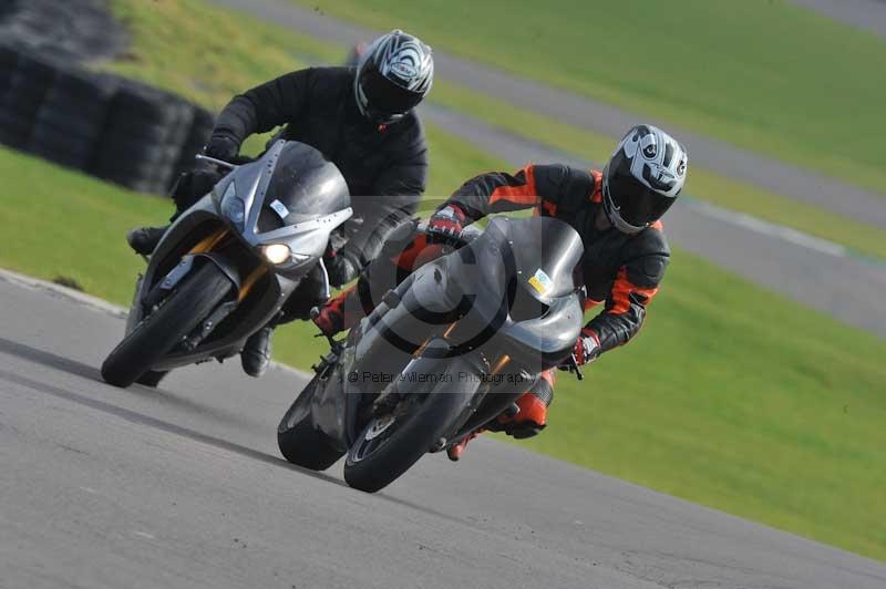 Motorcycle action photographs;anglesey circuit;anglesey trackday photographs;event digital images;eventdigitalimages;no limits trackday;oulton park circuit cheshire;peter wileman photography;trackday;trackday digital images;trackday photos;ty croes circuit wales