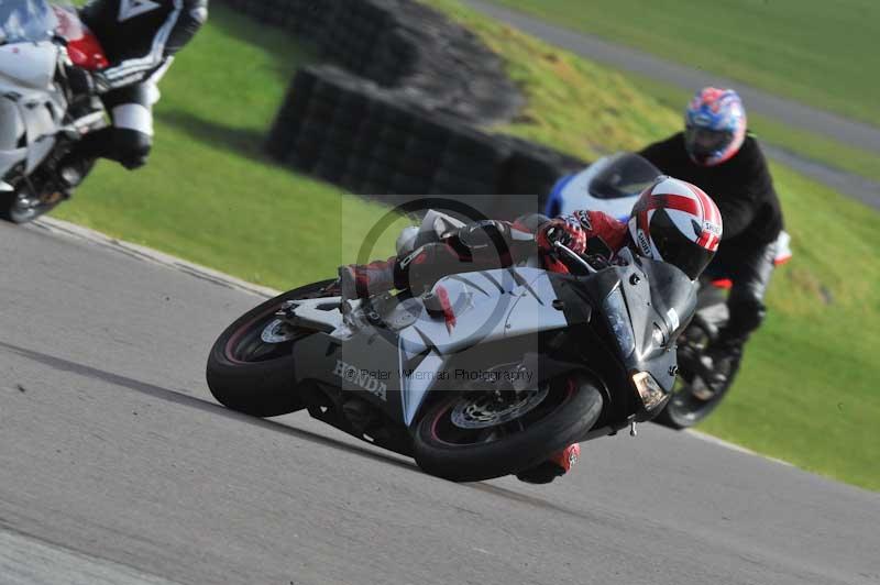 Motorcycle action photographs;anglesey circuit;anglesey trackday photographs;event digital images;eventdigitalimages;no limits trackday;oulton park circuit cheshire;peter wileman photography;trackday;trackday digital images;trackday photos;ty croes circuit wales
