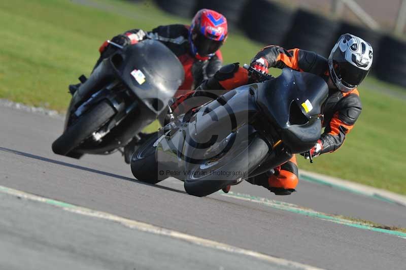 Motorcycle action photographs;anglesey circuit;anglesey trackday photographs;event digital images;eventdigitalimages;no limits trackday;oulton park circuit cheshire;peter wileman photography;trackday;trackday digital images;trackday photos;ty croes circuit wales