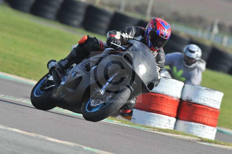 Motorcycle action photographs;anglesey circuit;anglesey trackday photographs;event digital images;eventdigitalimages;no limits trackday;oulton park circuit cheshire;peter wileman photography;trackday;trackday digital images;trackday photos;ty croes circuit wales