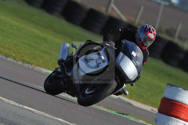 Motorcycle action photographs;anglesey circuit;anglesey trackday photographs;event digital images;eventdigitalimages;no limits trackday;oulton park circuit cheshire;peter wileman photography;trackday;trackday digital images;trackday photos;ty croes circuit wales