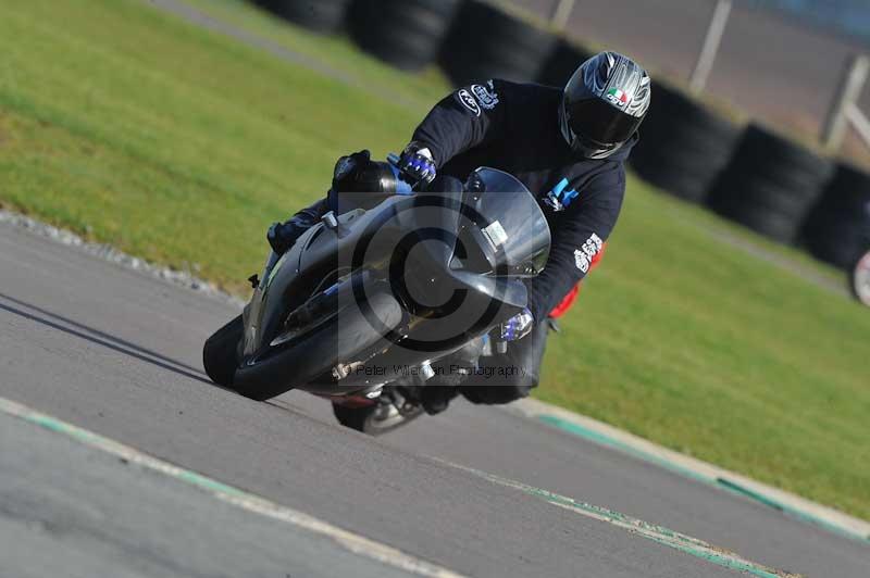 Motorcycle action photographs;anglesey circuit;anglesey trackday photographs;event digital images;eventdigitalimages;no limits trackday;oulton park circuit cheshire;peter wileman photography;trackday;trackday digital images;trackday photos;ty croes circuit wales