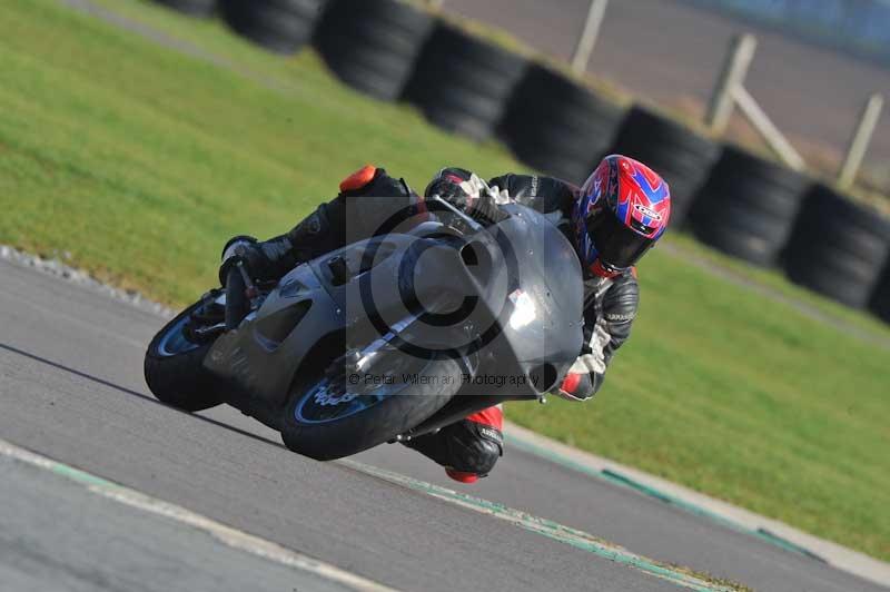 Motorcycle action photographs;anglesey circuit;anglesey trackday photographs;event digital images;eventdigitalimages;no limits trackday;oulton park circuit cheshire;peter wileman photography;trackday;trackday digital images;trackday photos;ty croes circuit wales