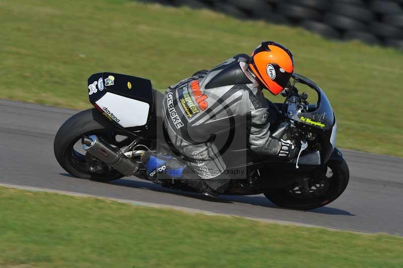 Motorcycle action photographs;anglesey circuit;anglesey trackday photographs;event digital images;eventdigitalimages;no limits trackday;oulton park circuit cheshire;peter wileman photography;trackday;trackday digital images;trackday photos;ty croes circuit wales