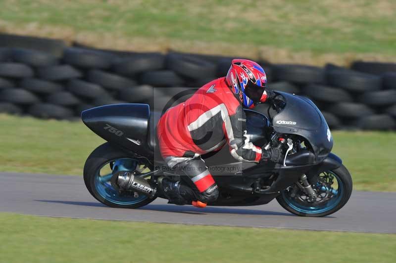 Motorcycle action photographs;anglesey circuit;anglesey trackday photographs;event digital images;eventdigitalimages;no limits trackday;oulton park circuit cheshire;peter wileman photography;trackday;trackday digital images;trackday photos;ty croes circuit wales