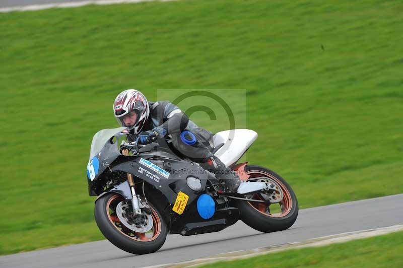 Motorcycle action photographs;anglesey circuit;anglesey trackday photographs;event digital images;eventdigitalimages;no limits trackday;oulton park circuit cheshire;peter wileman photography;trackday;trackday digital images;trackday photos;ty croes circuit wales