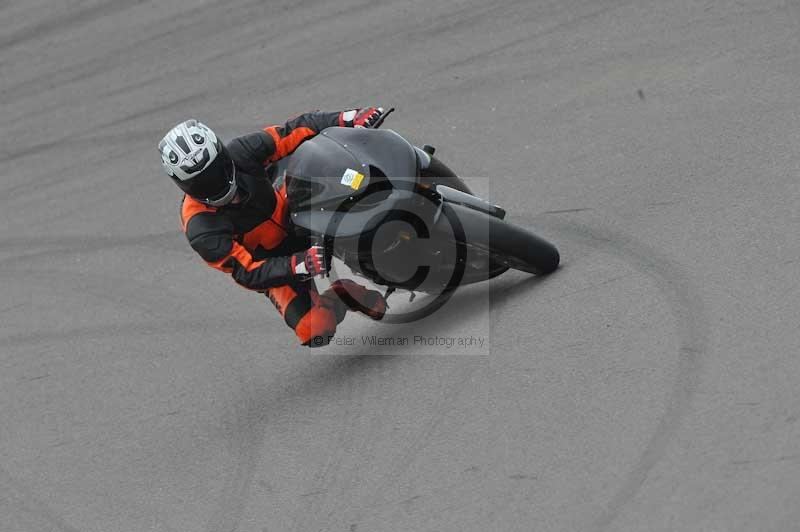 Motorcycle action photographs;anglesey circuit;anglesey trackday photographs;event digital images;eventdigitalimages;no limits trackday;oulton park circuit cheshire;peter wileman photography;trackday;trackday digital images;trackday photos;ty croes circuit wales
