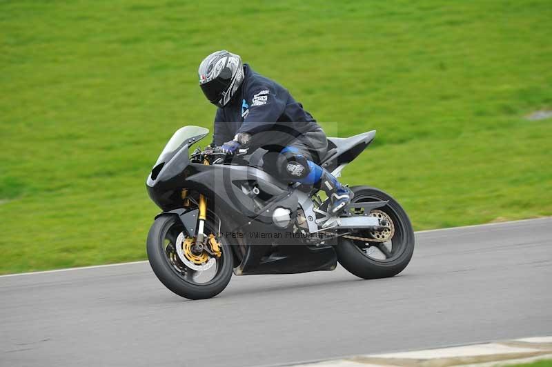Motorcycle action photographs;anglesey circuit;anglesey trackday photographs;event digital images;eventdigitalimages;no limits trackday;oulton park circuit cheshire;peter wileman photography;trackday;trackday digital images;trackday photos;ty croes circuit wales