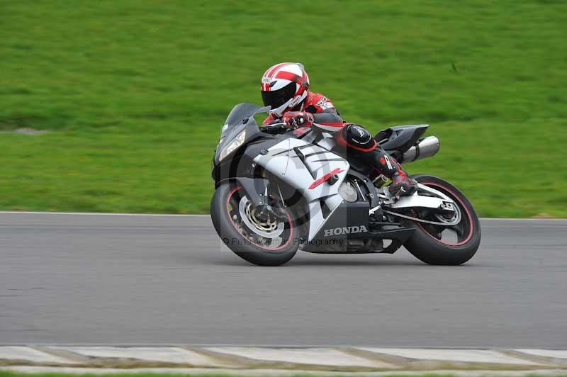 Motorcycle action photographs;anglesey circuit;anglesey trackday photographs;event digital images;eventdigitalimages;no limits trackday;oulton park circuit cheshire;peter wileman photography;trackday;trackday digital images;trackday photos;ty croes circuit wales