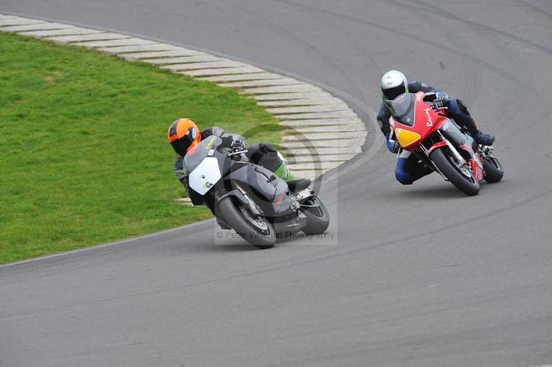 Motorcycle action photographs;anglesey circuit;anglesey trackday photographs;event digital images;eventdigitalimages;no limits trackday;oulton park circuit cheshire;peter wileman photography;trackday;trackday digital images;trackday photos;ty croes circuit wales
